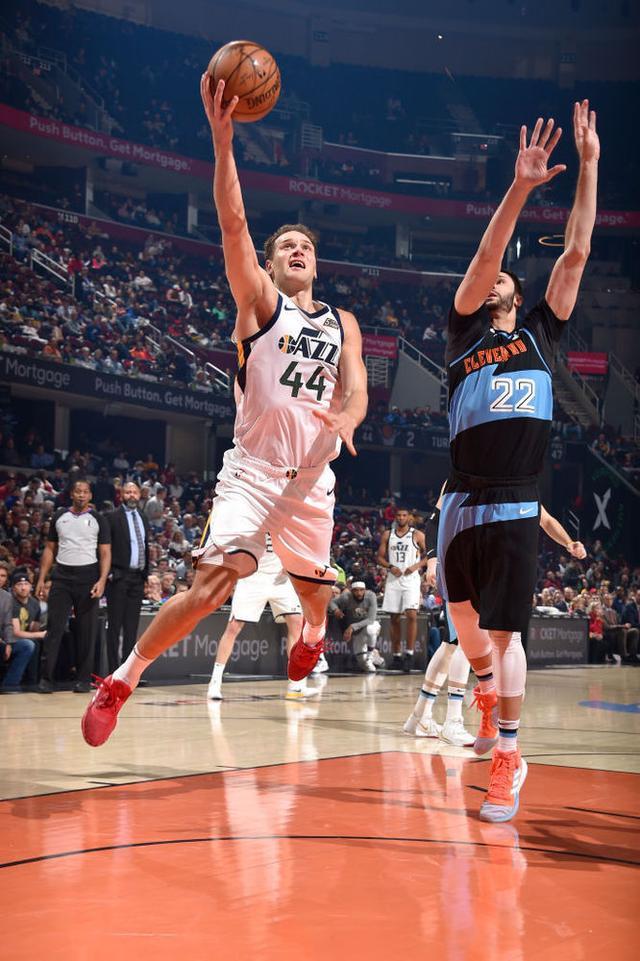 爱游戏APP-包含风云突变！犹他爵士冲刺阶段刷新队史纪录，荷甲版图或变，底气十足，细节决定成败的词条