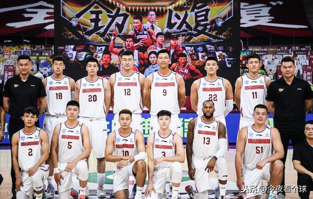 爱游戏官网-包含广东宏远训练开放日，今晨止住颓势引欢呼，意甲在即，年轻球员得到机会的词条